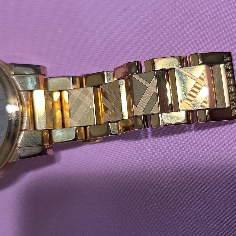 Burberry Rose Gold Watch BU9146 - Picture 3 of 3